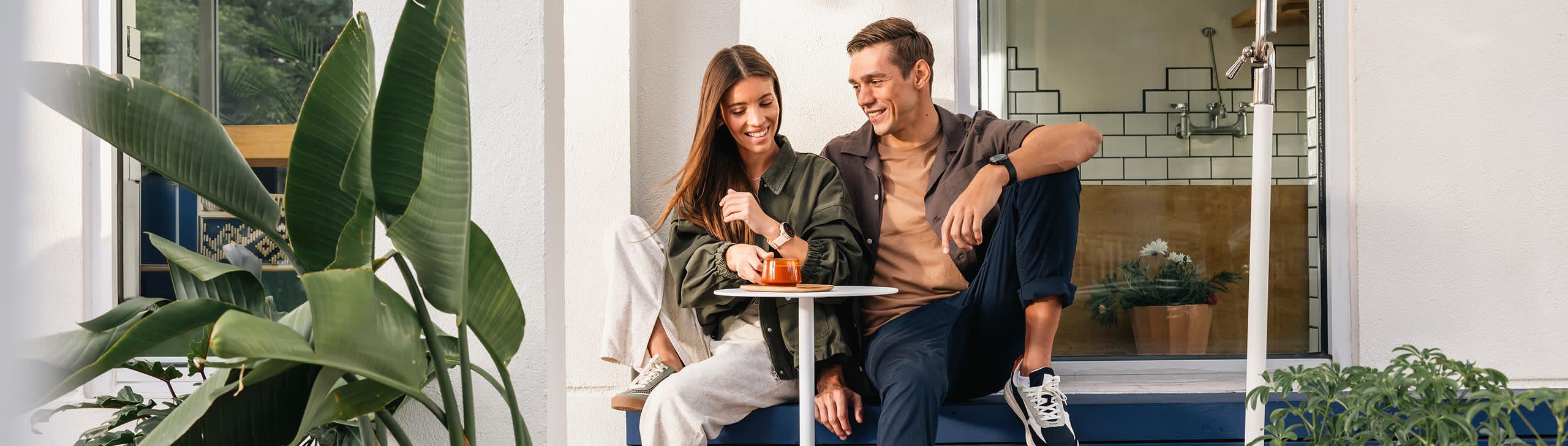 Fashion & Hybrid Smartwatches