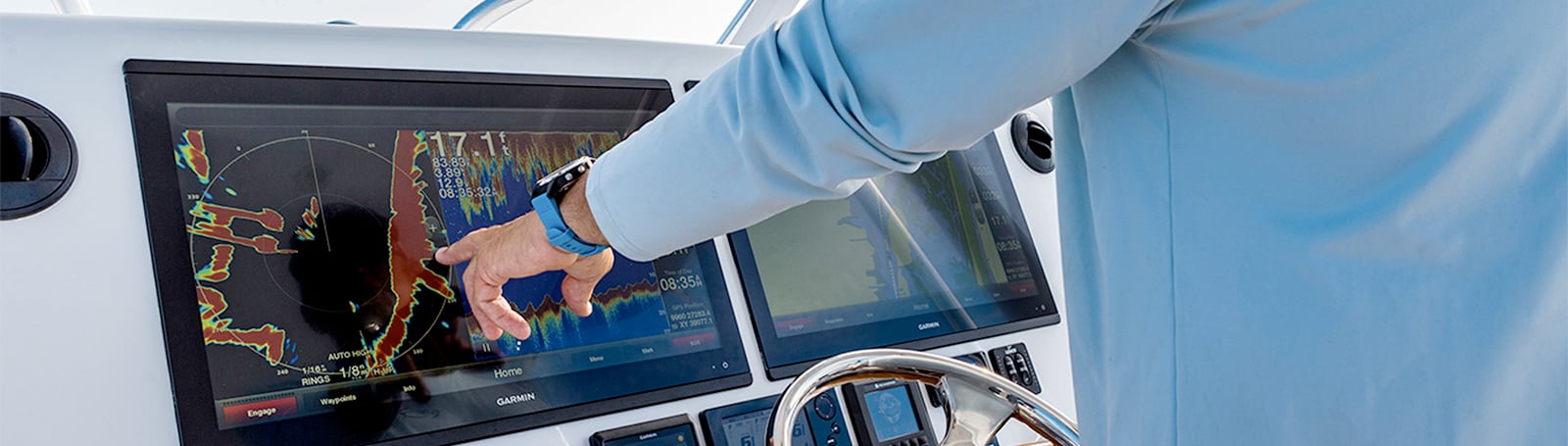 Chartplotters & Fishfinders